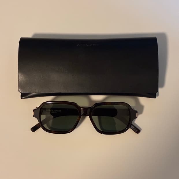 생로랑 선글라스