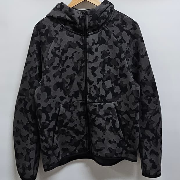 나이키 테크팩 카모 후드집업 M