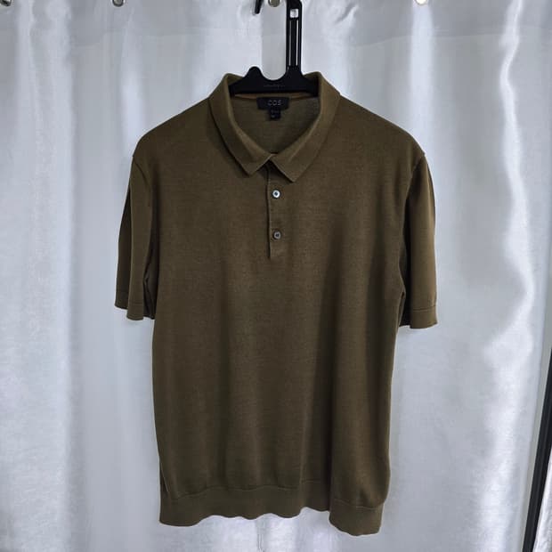 코스 카키색 반팔 폴로셔츠 (1497)