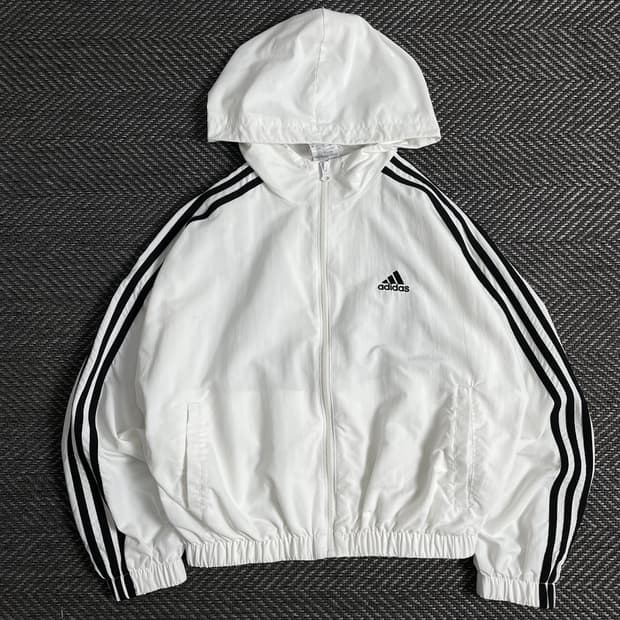 아디다스 크롭 트랙 우븐 바람막이o 3558