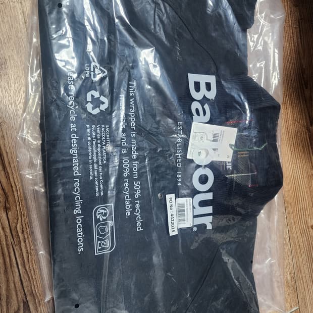 [42][새상품] 바버 OS 트랜스포트 자켓 네이비 논왁스