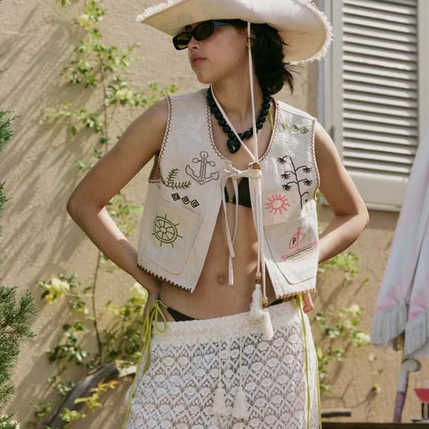 펜필드 린넨 테슬 디테일 스티치 두들 엠브로이더리 베스트 레이어드 조끼