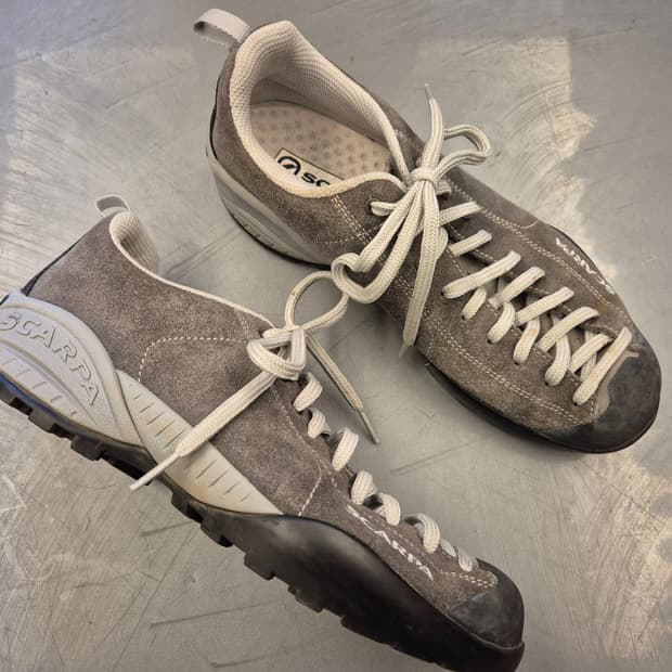 스카르파  모히또 스틸그레이