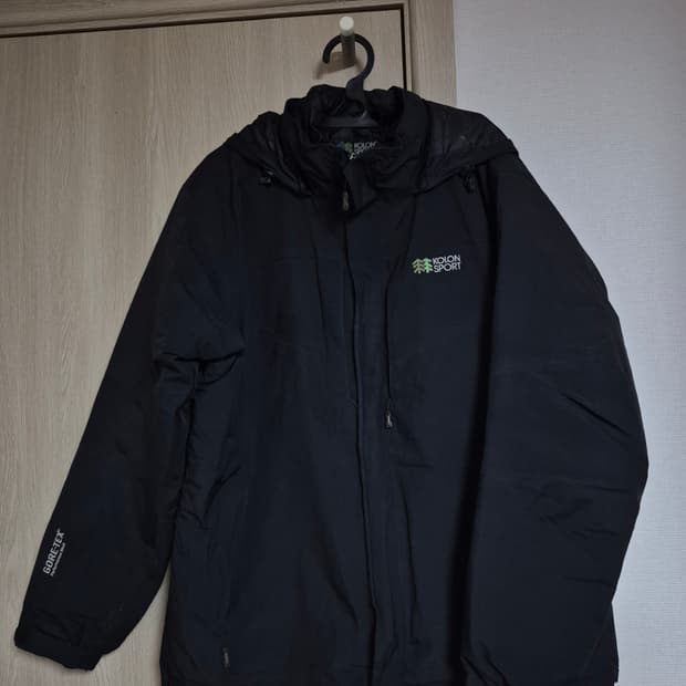 코오롱스포츠 정품 고어텍스 구스경량패딩 110사이즈 팝니다