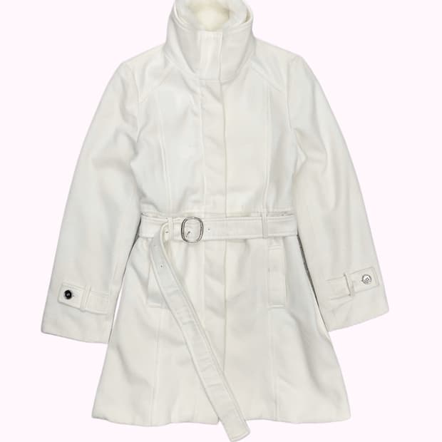 white belted fur collar coat