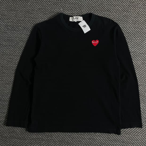 꼼데가르송 하트와펜 롱슬리브 티셔츠 블랙 o 3560