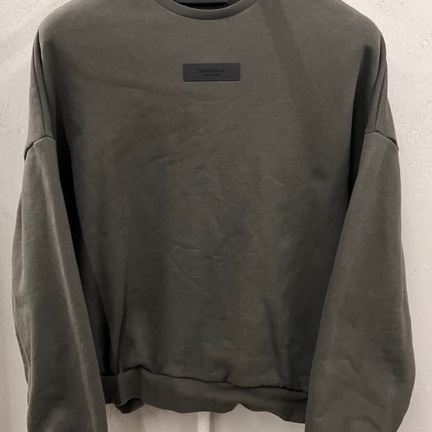 피어오브갓 에센셜 맨투맨 올리브 M