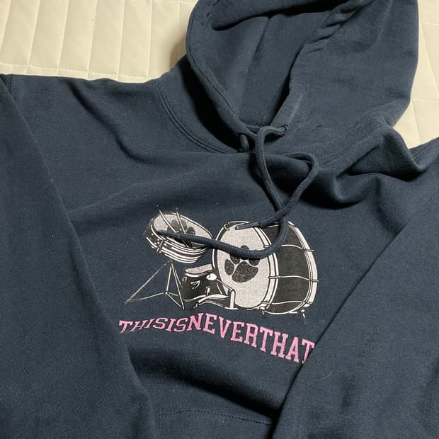 디스이즈네버댓 후드티 네이비