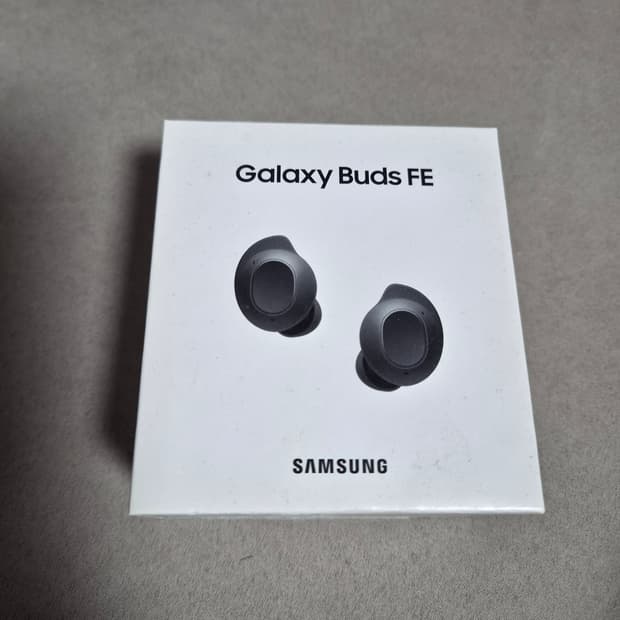 갤럭시 버즈FE 화이트