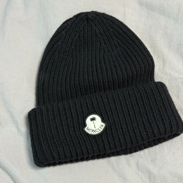 몽클레어 팜 엔젤스 비니