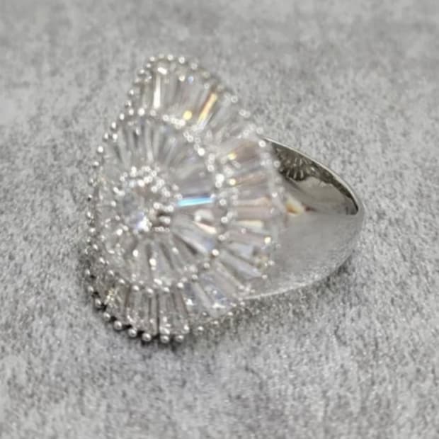 luxury ring