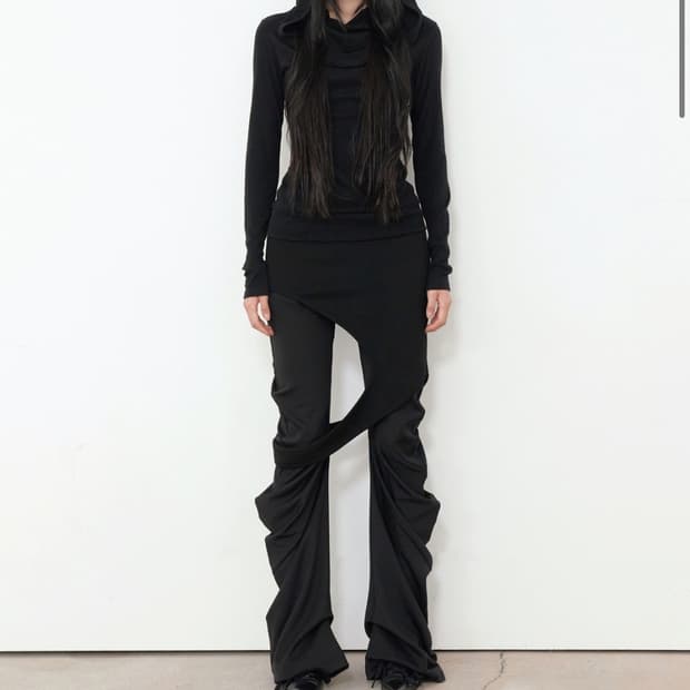 보헤미안서울 소프트 카울 후드티 블랙