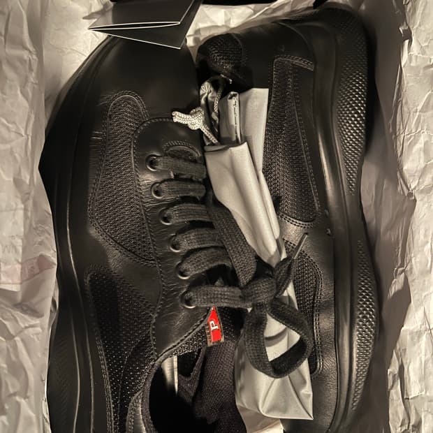 프라다 아메리카컵 블랙