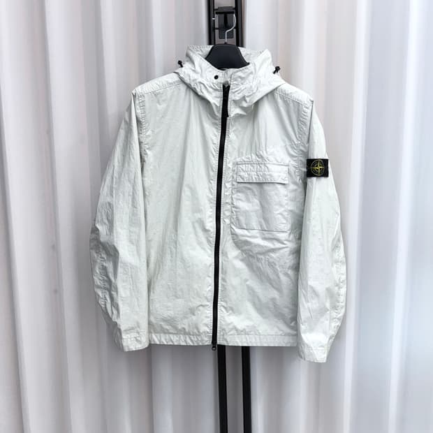 [L] 스톤아일랜드 멤브라나 3L TC 바람막이 아이스 블루