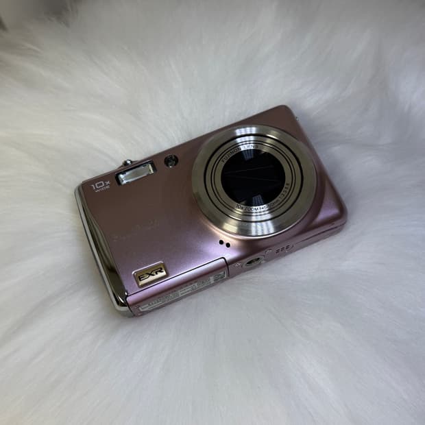 후지필름 파인픽스 f80exr