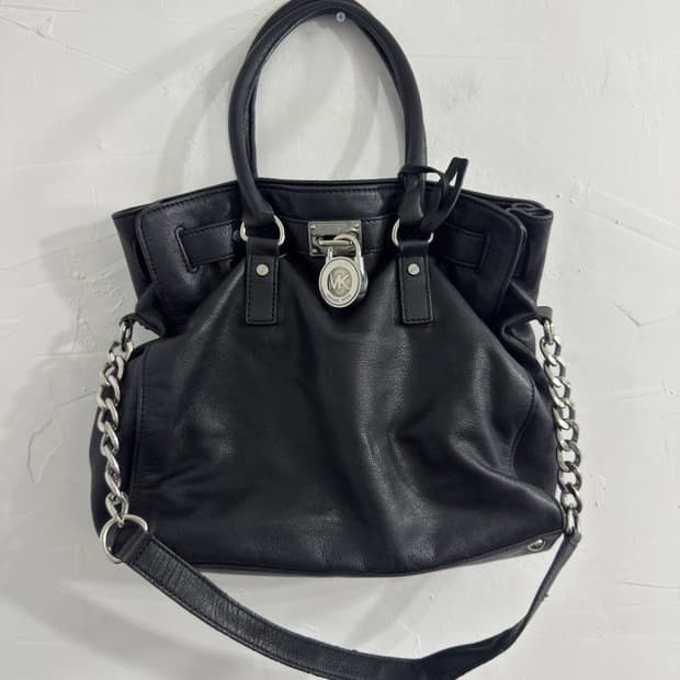 Michael kors leather bag