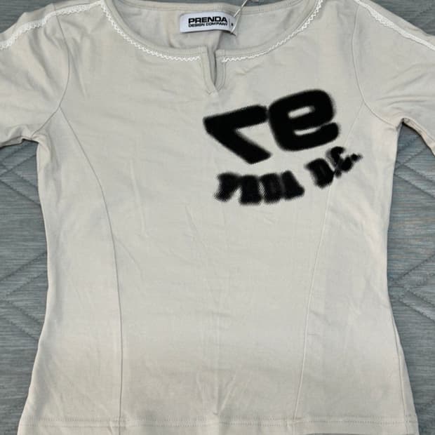  프렌다 롱슬리브