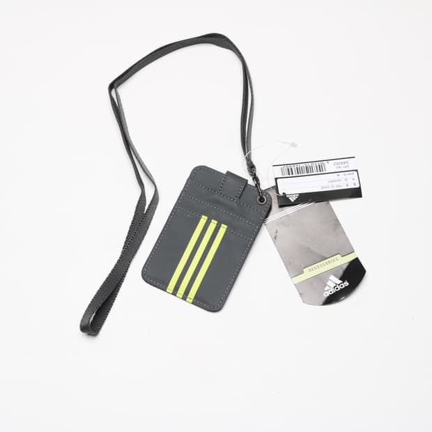 아디다스 스트랩 카드지갑