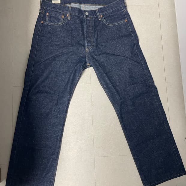 Levi's 501 selvedge denim