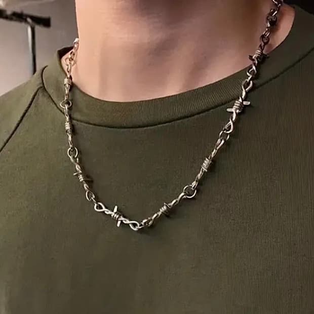 바버드 브로치 체인 목걸이