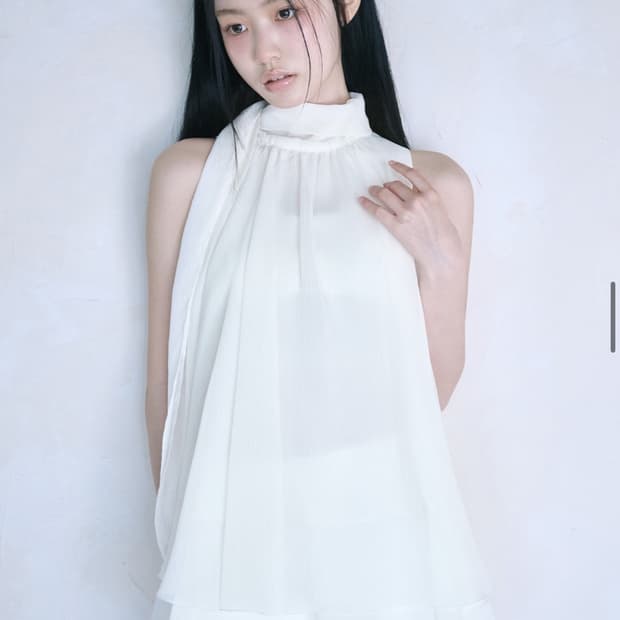 (새상품)reisemiya YUI RUFFLE BLOUSE [IVORY]
