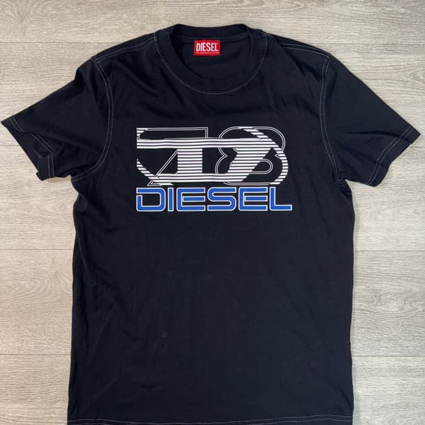 디젤 disel 반팔티 m