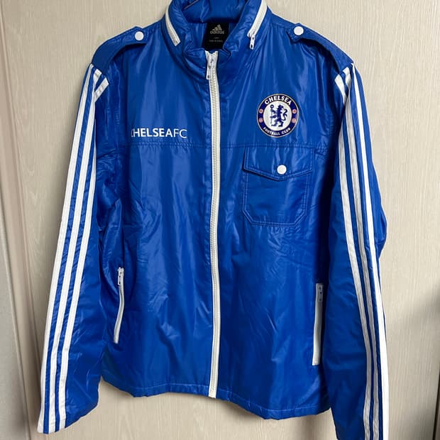 아디다스 첼시 경량패딩 100사이즈 팜