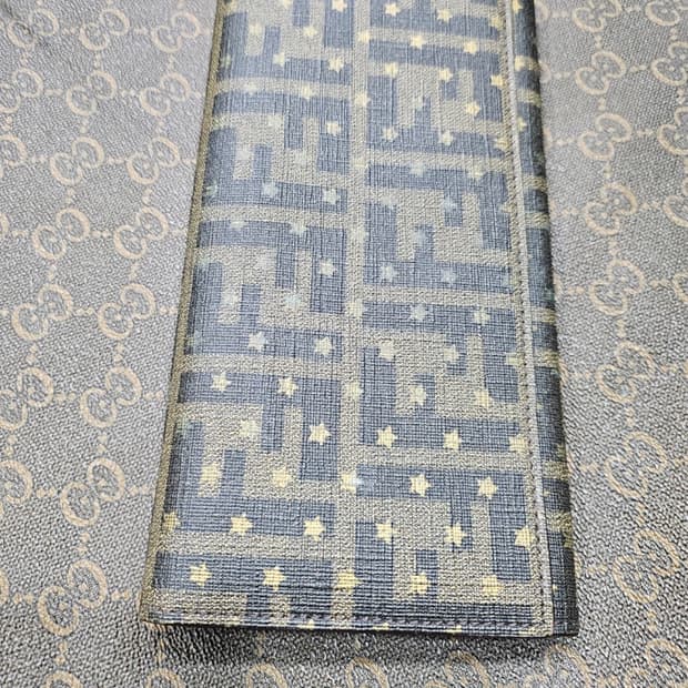 펜디 리미티드 쥬카 장지갑