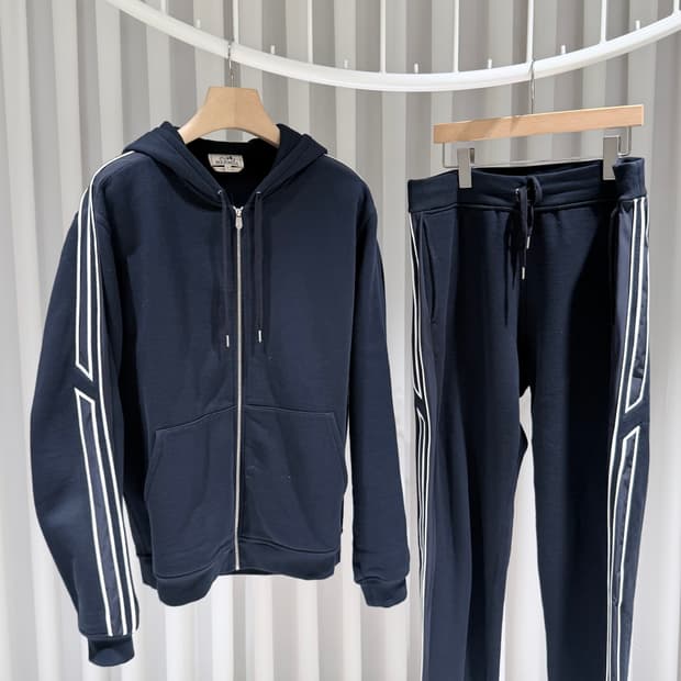 (A+/L,M) / 에르메스 런H 트레이닝 후드집업 팬츠 셋업 네이비