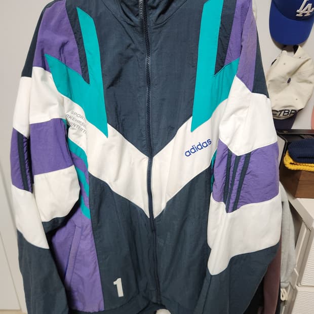 아디다스 90s 올드스쿨 바람막이