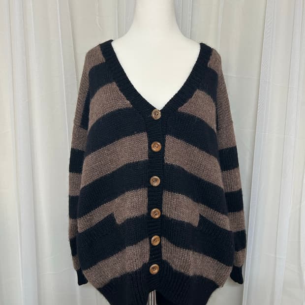 브라운&블랙 스트라이프  오버핏 가디건