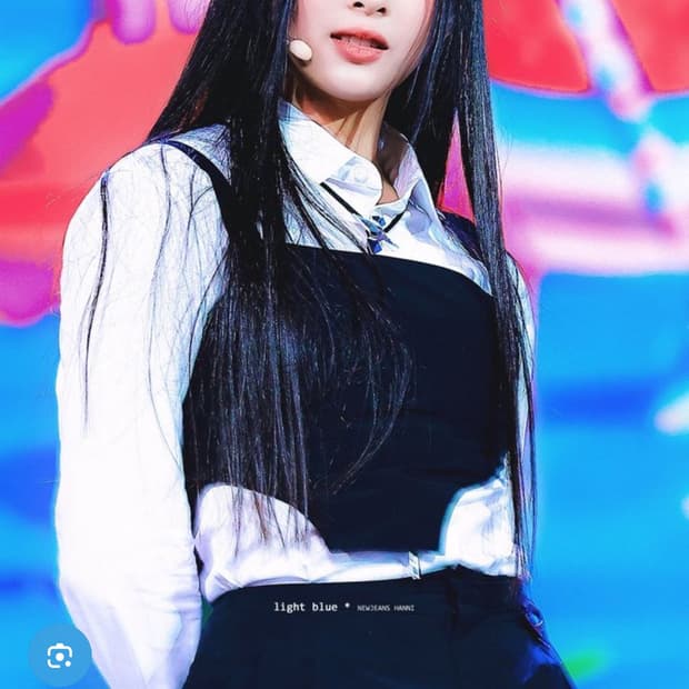 [뉴진스 하니 착용] 혜인서 asymmetric crop top