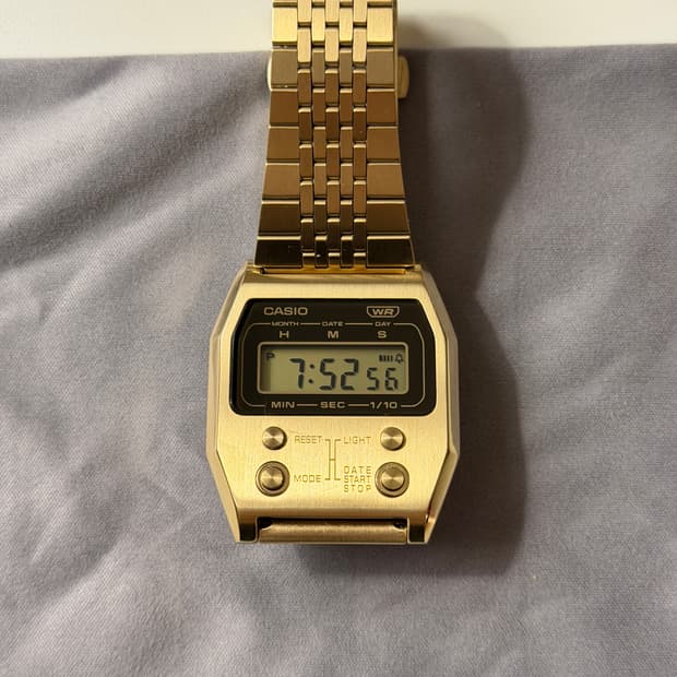 카시오 A1100 골드 + 가죽 스트랩