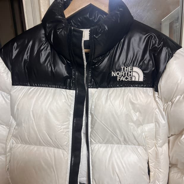 노스페이스 크롭 눕시 화이트 m