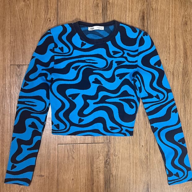 자라 크롭 니트