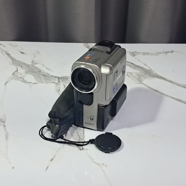 소니 6mm 디지털 캠코더 DCR-PC5