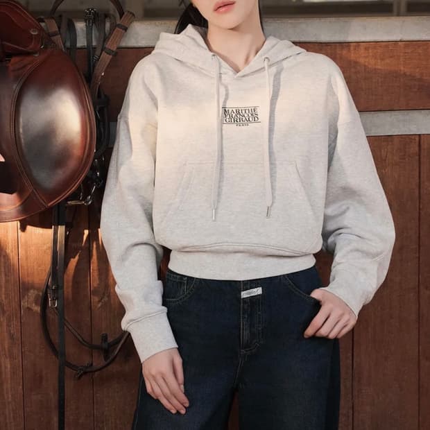 [미 개봉 새 상품] 마리떼 크롭 후드티 s