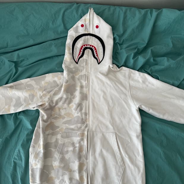 베이프 시티카모 하프 샤크 풀 집업