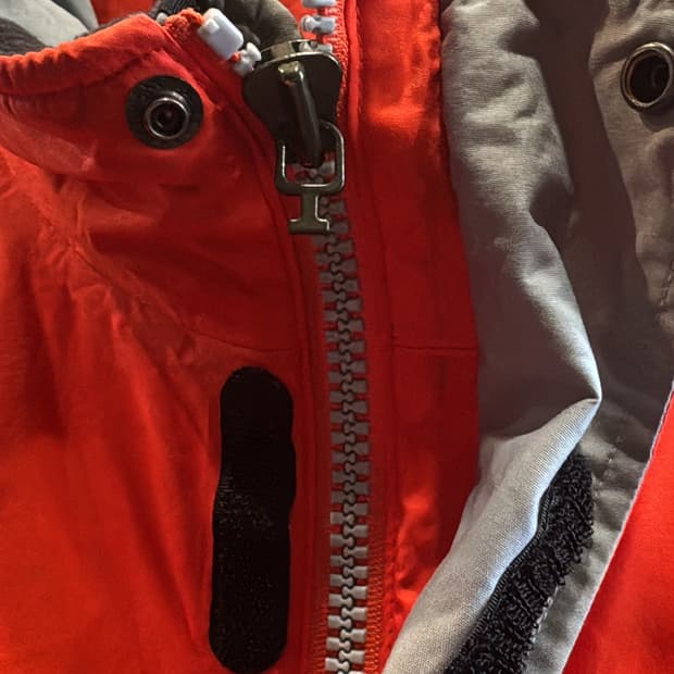 Nike ACG 빨간색 아우터 레이어 105