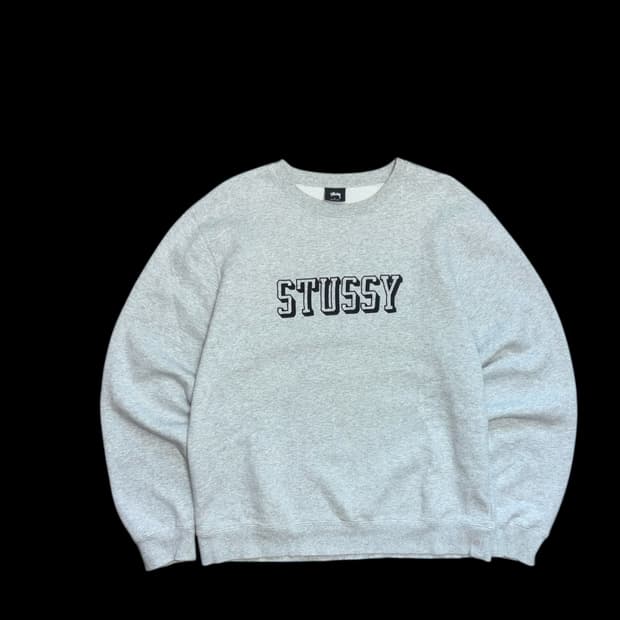 스투시 베이직 로고 맨투맨 스웻셔츠