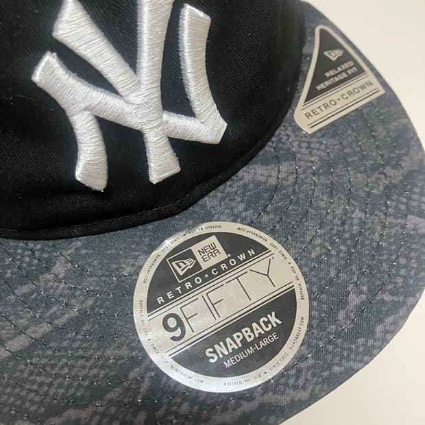 new era snake pattern snapback