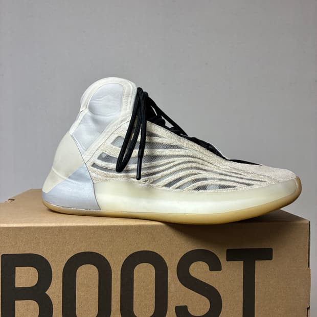 [260]아디다스x이지 퀀텀 YZY QNTM