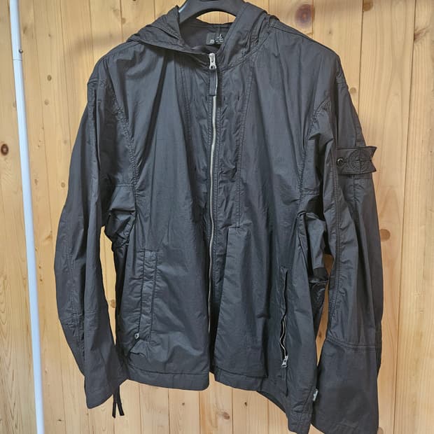 [XL] 스톤아일랜드 쉐도우프로젝트 바람막이