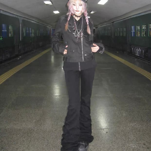 부츠컷 셔링 팬츠