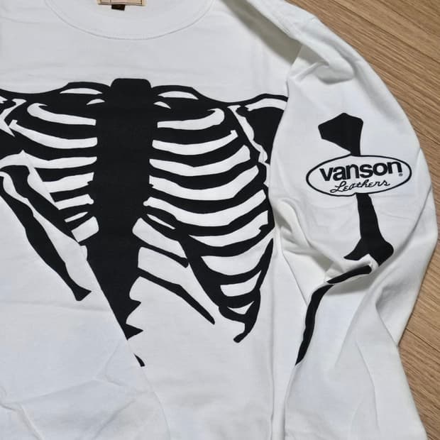 vanson 벤슨레더 벤슨 스켈레톤 본 롱슬리브