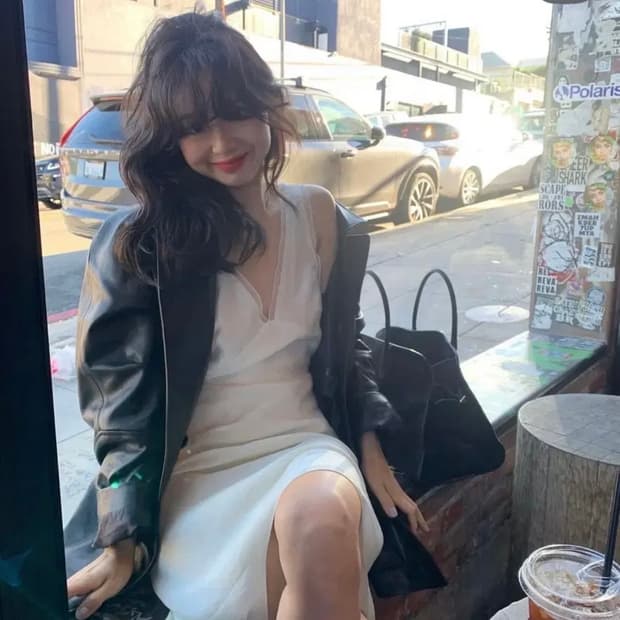 파르벵 farven 딥 브이넥 실크 원피스  