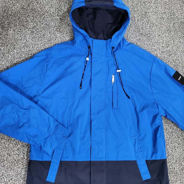 DKNY 블루 바람막이 