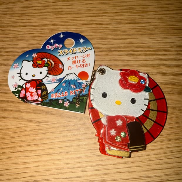 헬로키티 슬라이드거울 키링