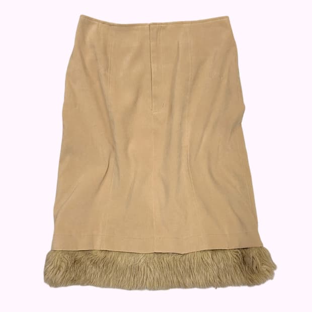 beige fur treaming skirt
