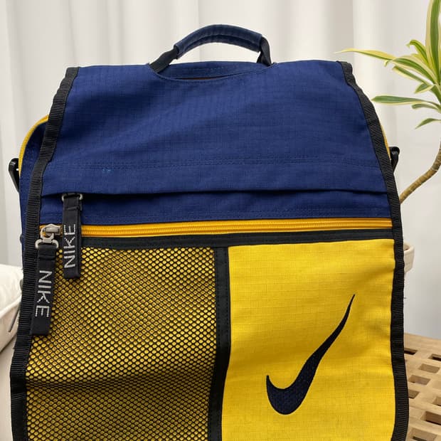 📍올드 나이키 크로스백